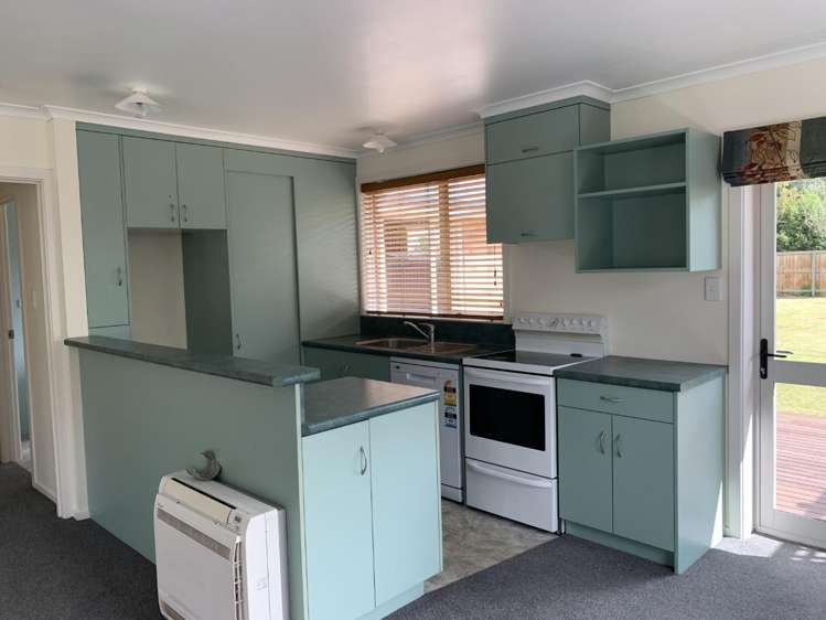 38 Davis Crescent 1437_2