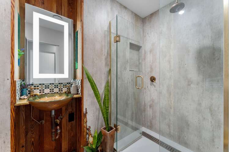 236 Kiwitahi Road Helensville_36