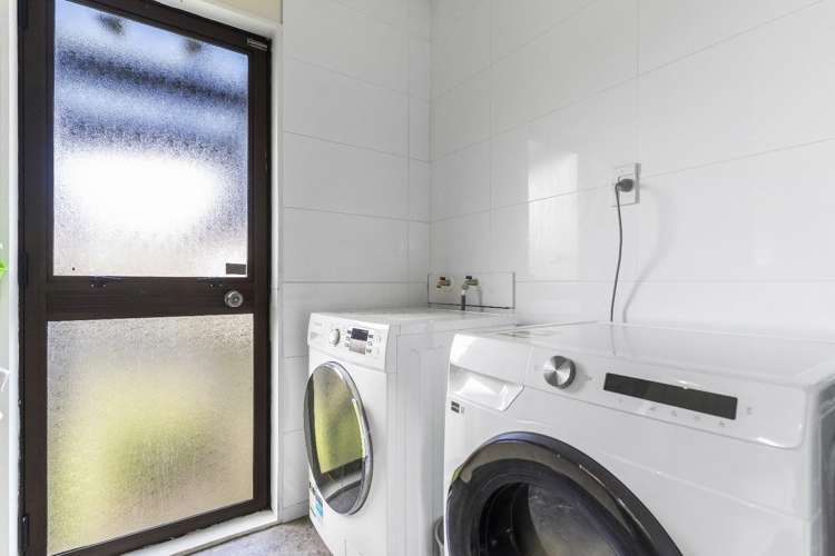 Unit 1/98 Barrys Road Glendene_12
