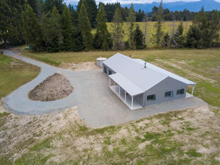 347 Hillside Manapouri Road Manapouri_16