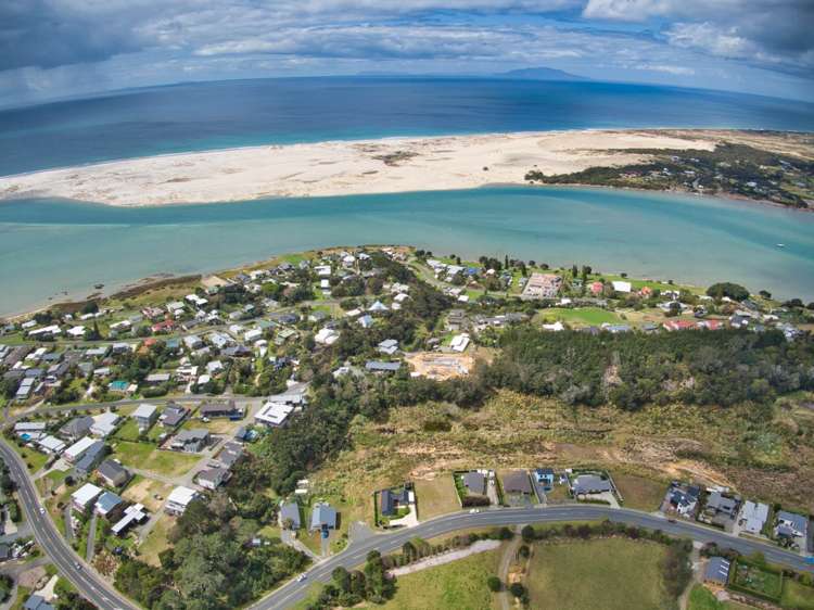 79 Moir Point Road Mangawhai Heads_21