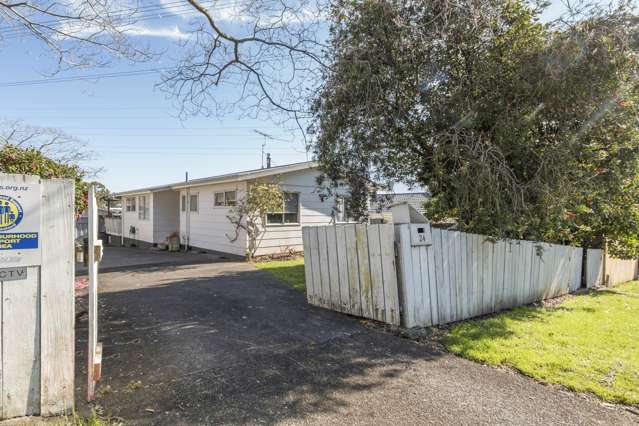 24 Arlette Place Massey_1