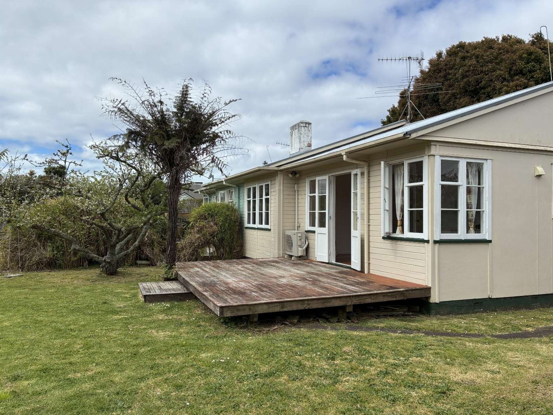56 Oranga Avenue 10051_0