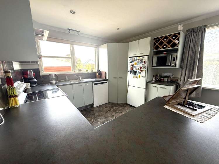 77 Charlotte Street Balclutha_7