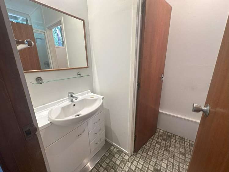 1/47 Tarawera Terrace St Heliers_6