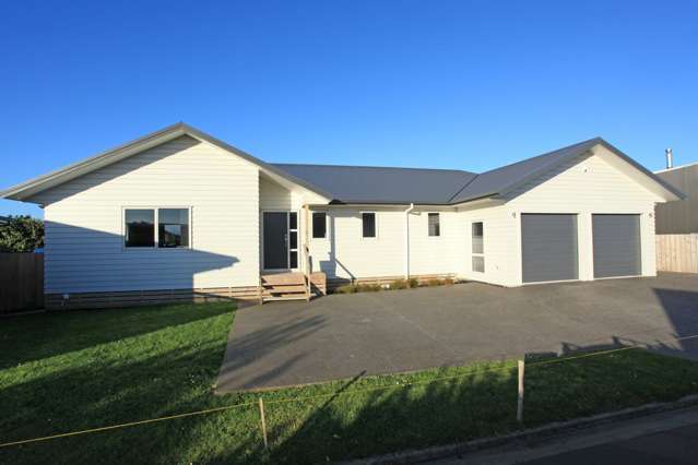 22a Manukau Road Raglan_3