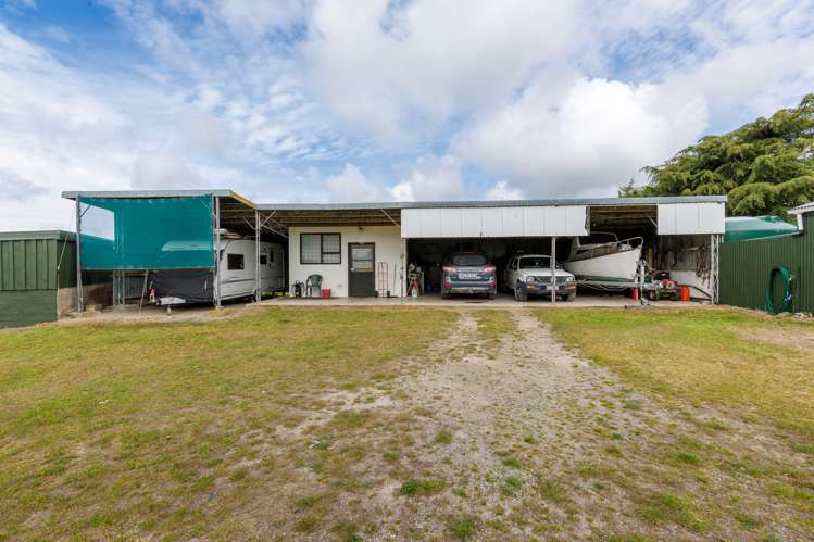 632 Lower Hook Road Makikihi_24