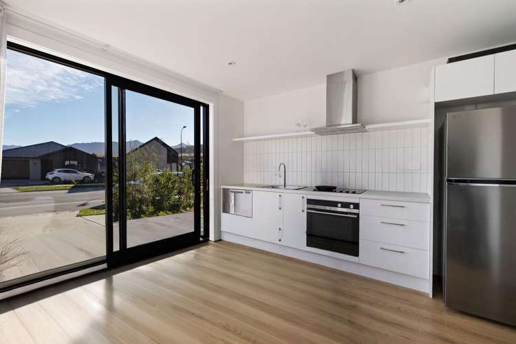 24 Perendale Road, Hanley's Farm Jacks Point_19