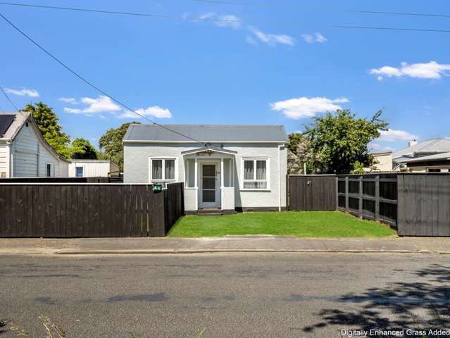 Cute Central City Cottage – Freehold Title