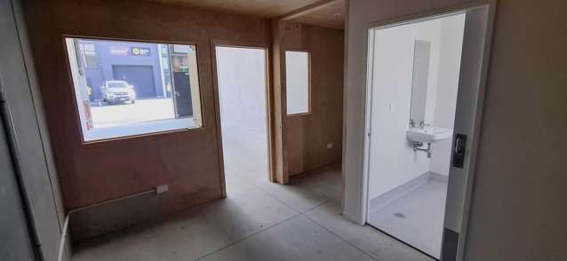 Unit 4/36 Peters Way Silverdale_2