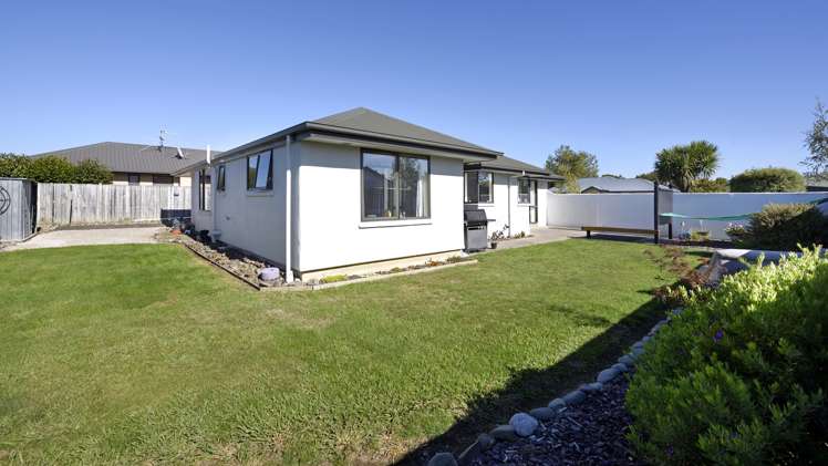 70 Starveall Street Brightwater_19