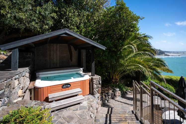 18 Whitewash Head Road Scarborough_24