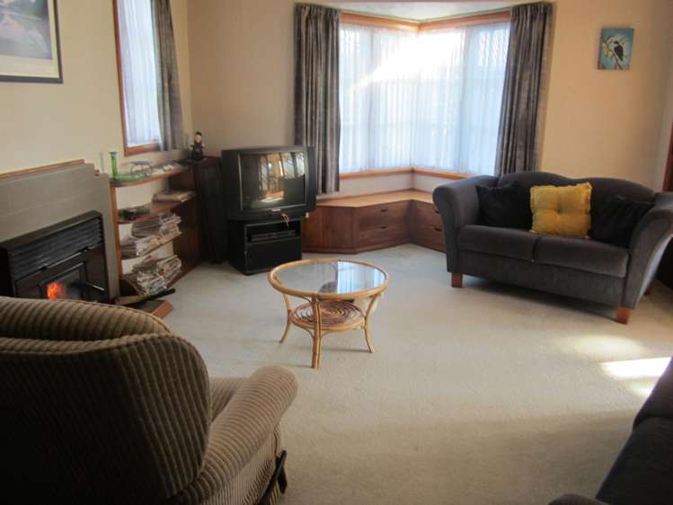 21 King Street Pahiatua_5