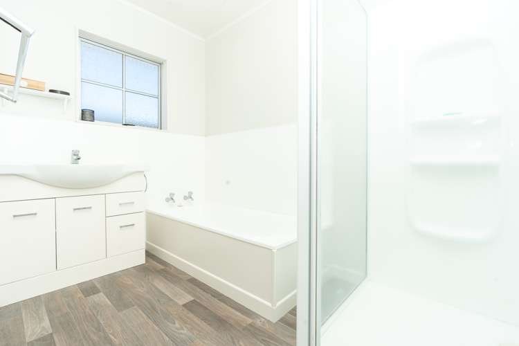 287 Te Rapa Road Beerescourt_12