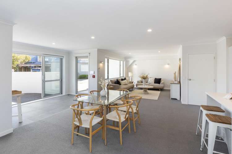 2/8 Ballance Street_5