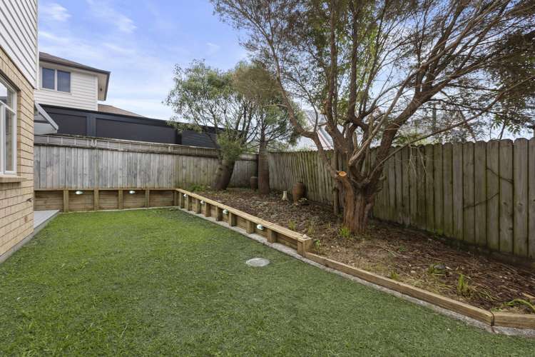 7 Gordon Stanley Drive Massey_10