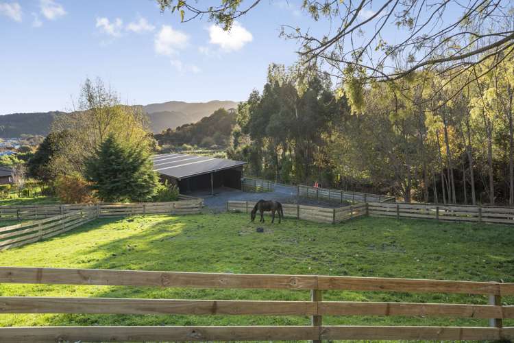 34 Pencarrow Crescent Wainuiomata_11