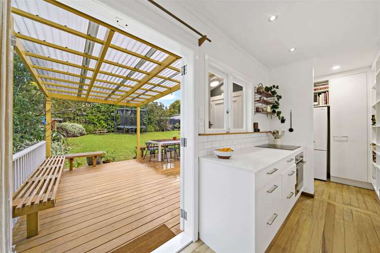 10 Taioma Crescent Te Atatu Peninsula_6