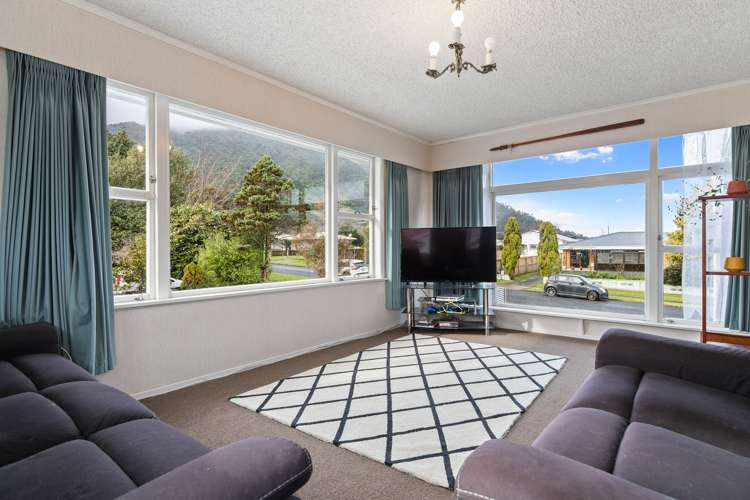 2 Henton Street Te Aroha_8