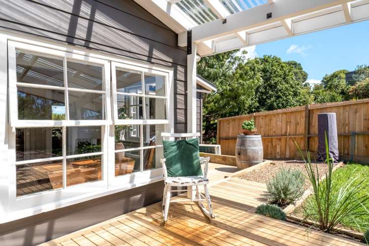 25 Alison Road 10075_13