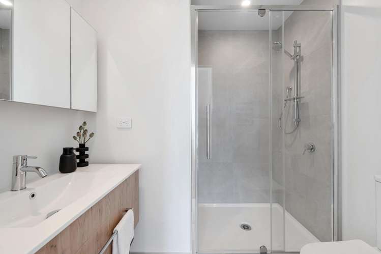 32 Moore Street Howick_15