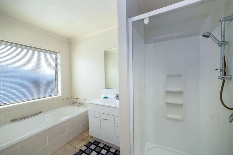 2 Joan Allen Lane Masterton_7