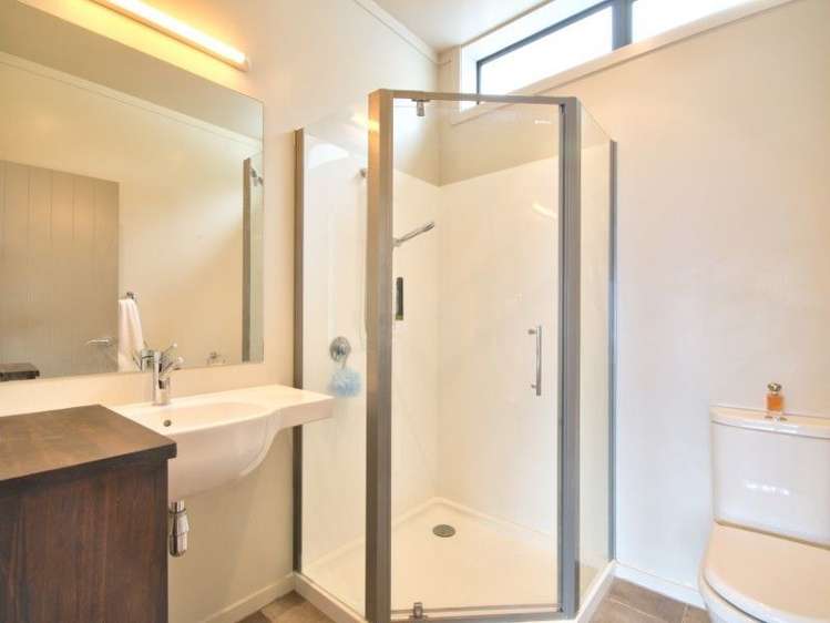 56b Dart Place Fernhill/Sunshine Bay_13