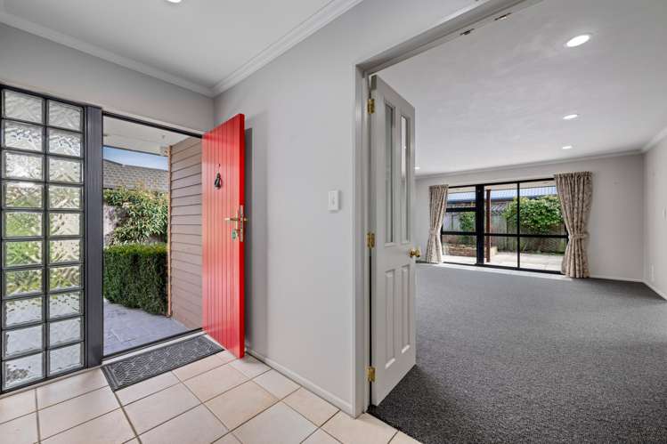 3A Livingstone Place Springlands_13