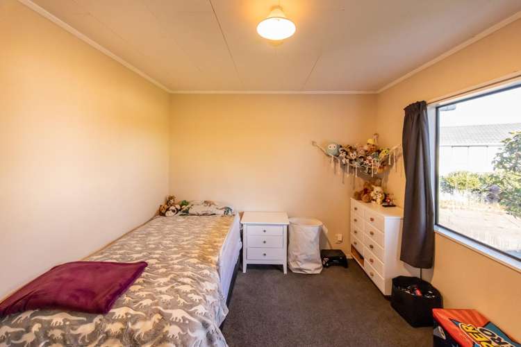 28 Peppertree Glade Kelvin Grove_10