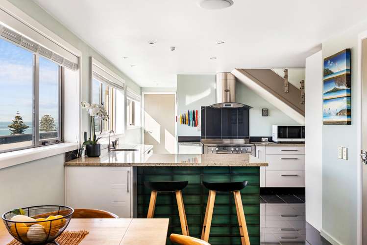 61/3 Shakespeare Road Napier South_5