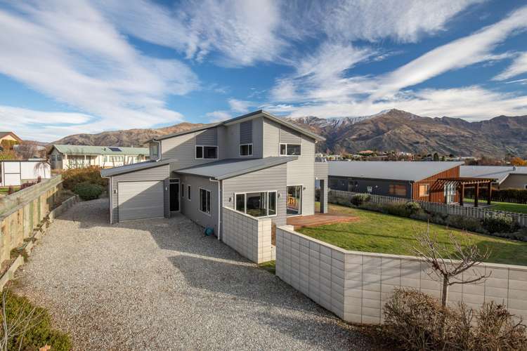 187 Aubrey Road Wanaka_22