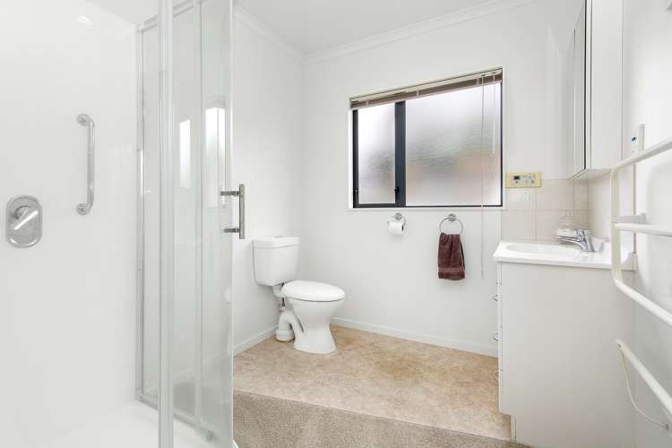 1 Elena Place Tawa_12