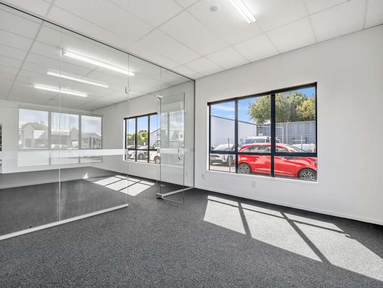 2/8 Homersham Place_3