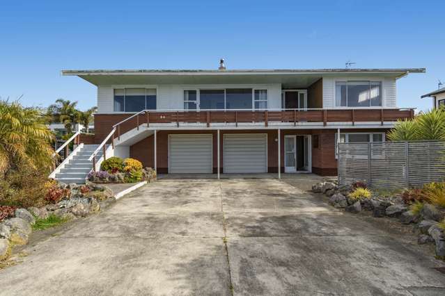 82 Harbour Drive Otumoetai_1