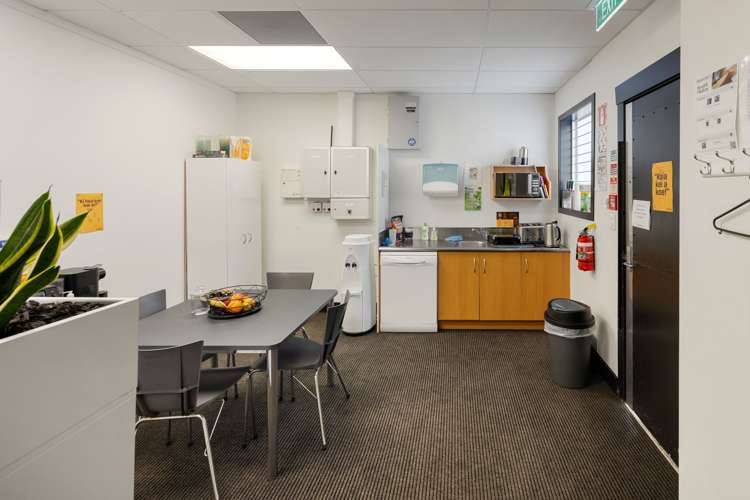 411-415 Victoria Street Hamilton Central_6