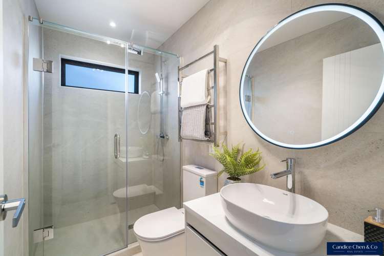 4/16 Binsted Road New Lynn_11