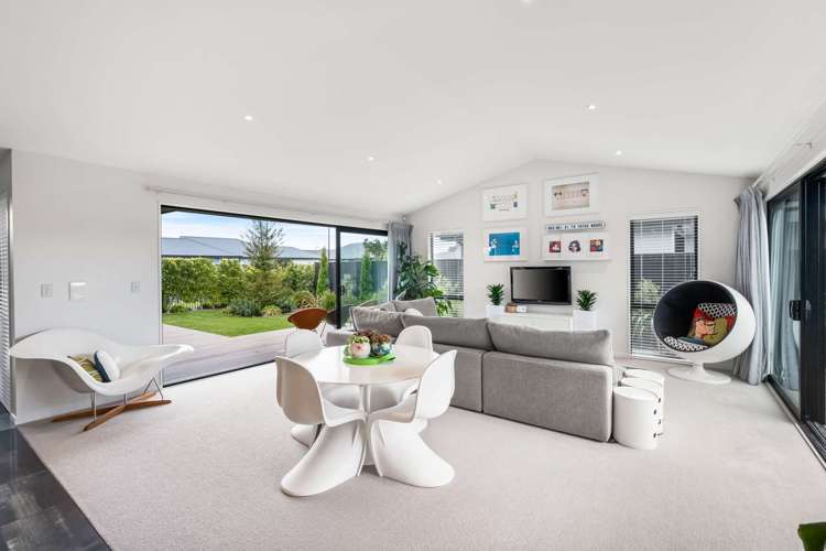 19 Falcon Road Rolleston_3