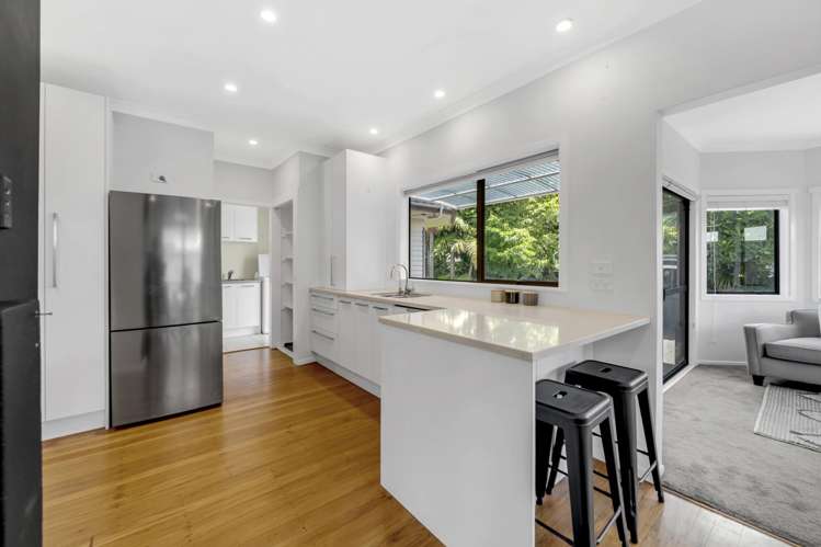 17 Eastern Beach Road Eastern Beach_12