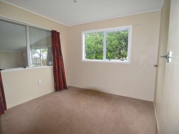 19 Tasman Crescent Carterton_17