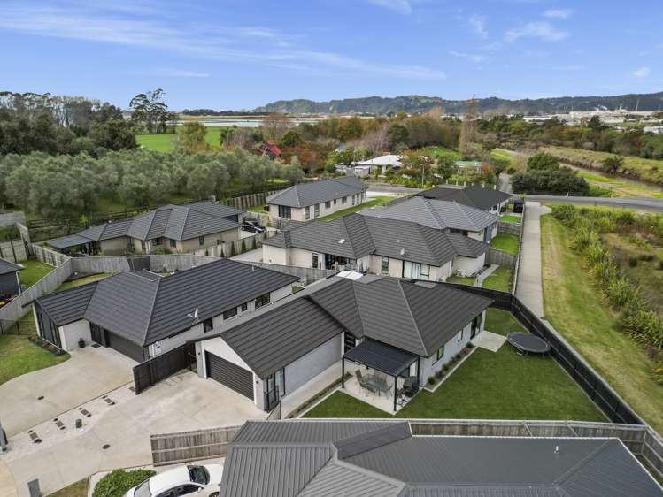 10 Korimako Place Coastlands_23