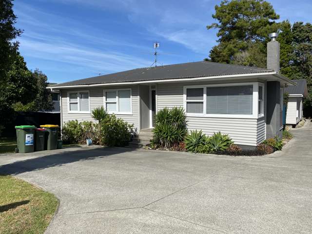 Westlake Boys and Girls High Schools zone