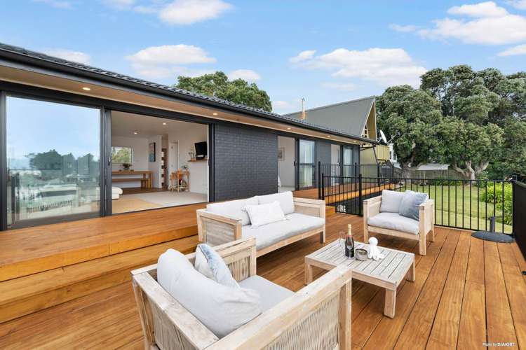 131 Torkar Road Clarks Beach_7