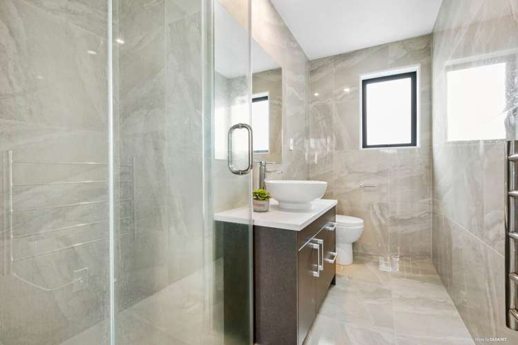 36 Pate Crescent Favona_9