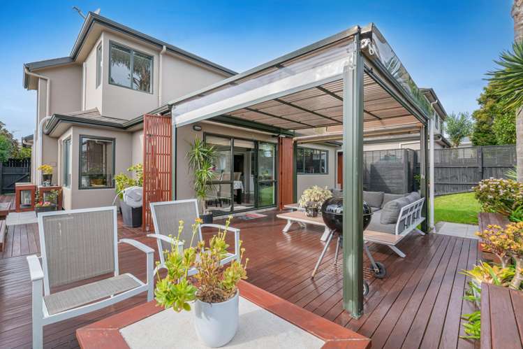 2/26 James Street Bayview_0