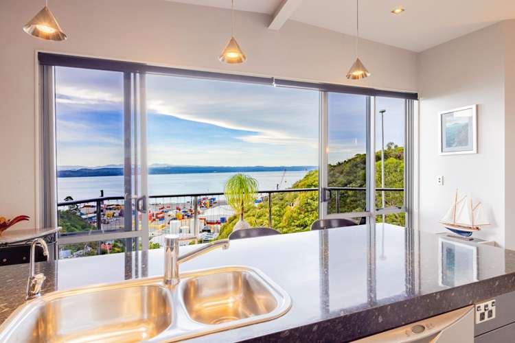 4B Seapoint Road_3