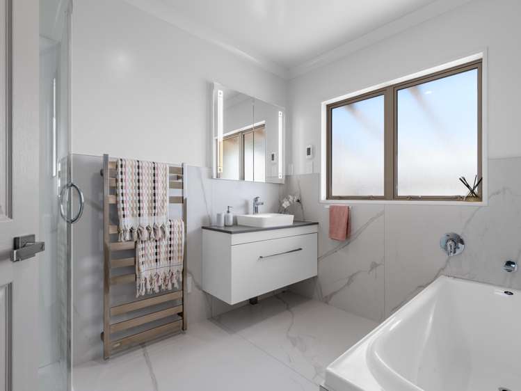 3 Seaview Road Otumoetai_27