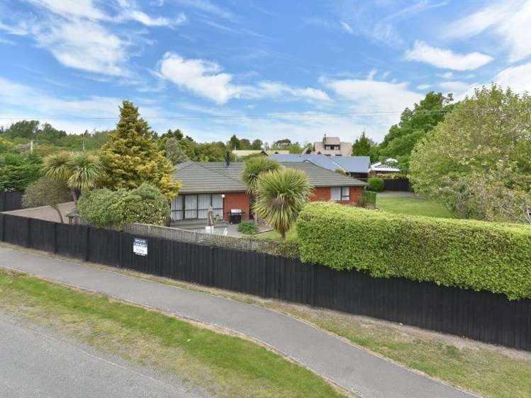 2 Woodglen Drive Woodend_20