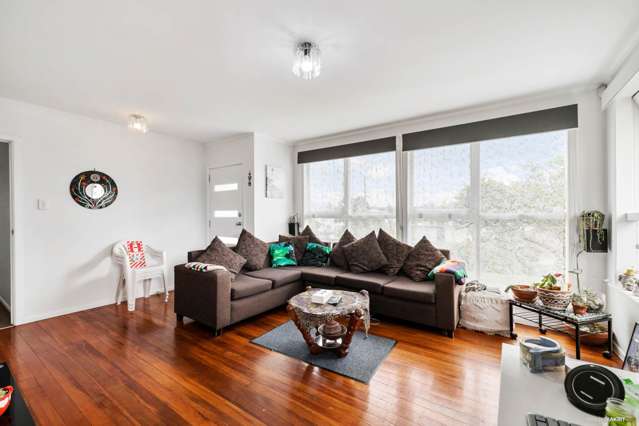 112 Beaumonts Way Manurewa_3