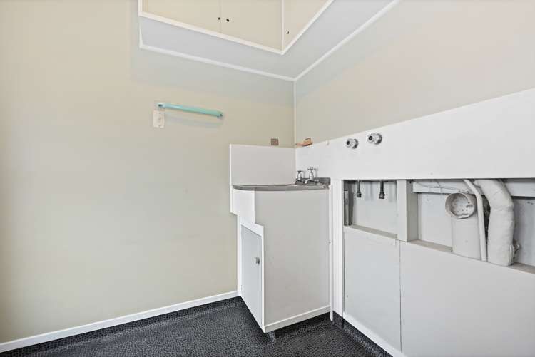 56 Pulham Crescent Queenwood_10