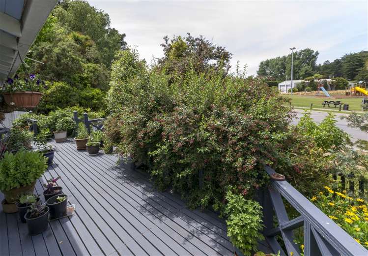 20 Domain Terrace Waikuku Beach_16